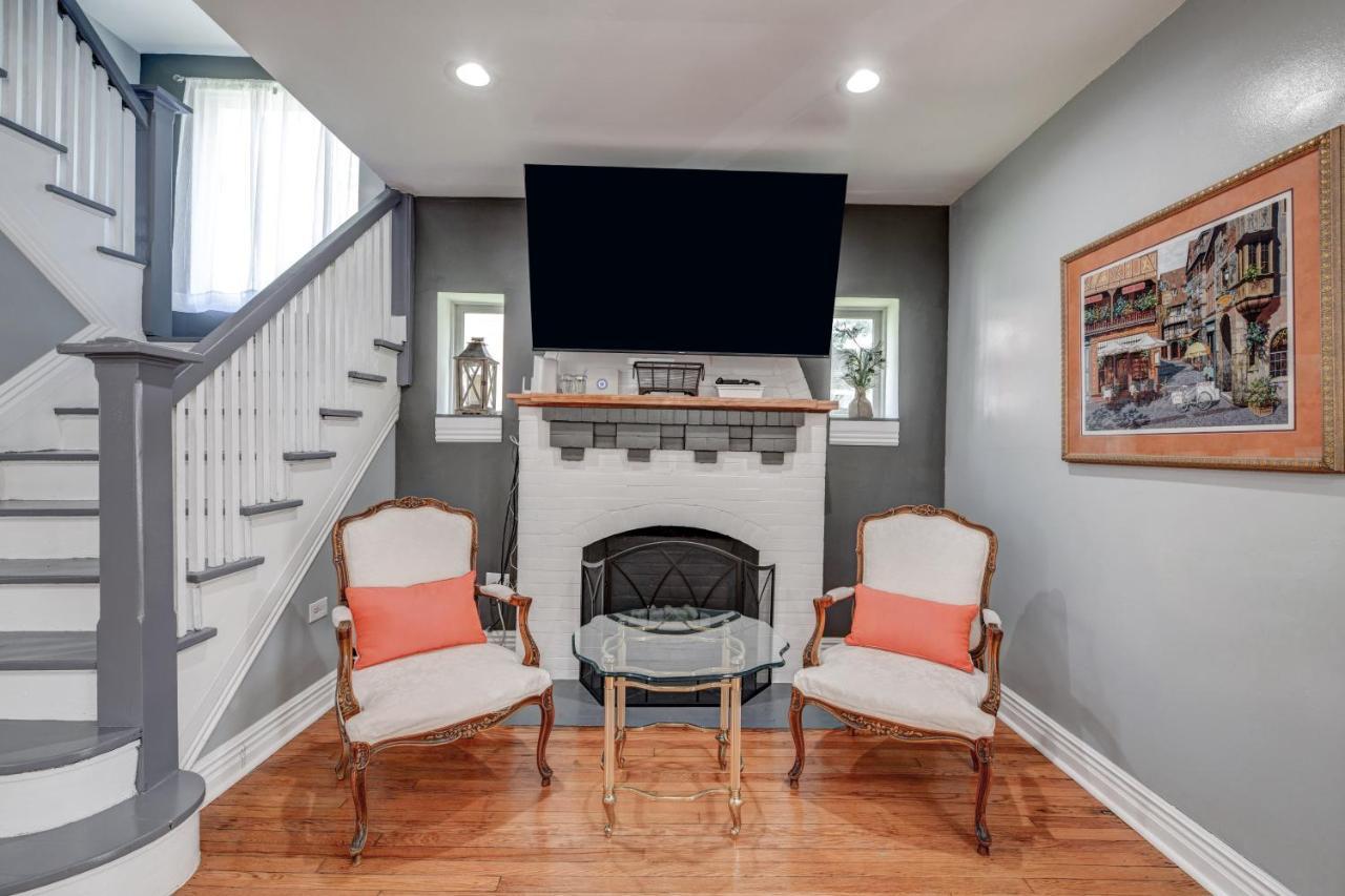 Spacious 5-Br House Near Transit W Parking Chicago Exterior photo