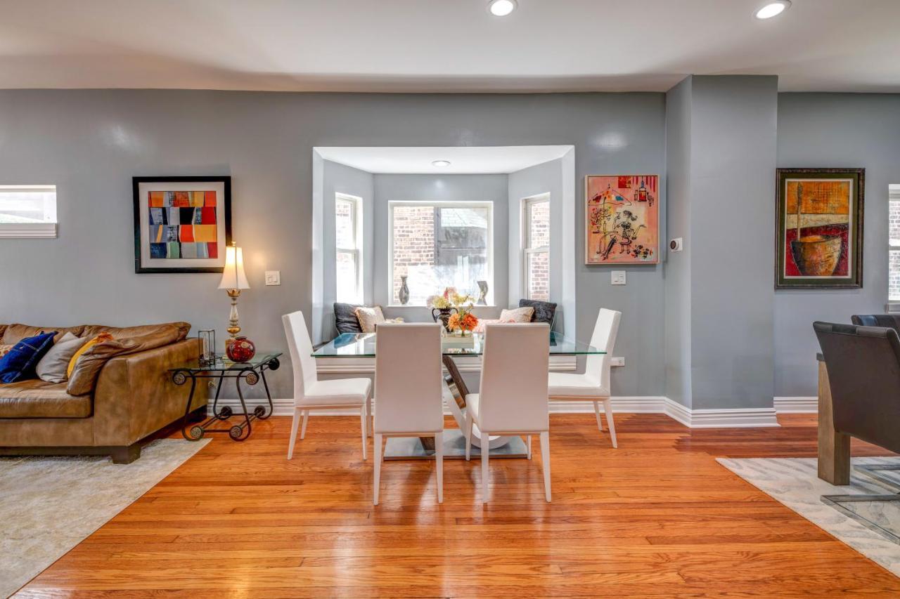 Spacious 5-Br House Near Transit W Parking Chicago Exterior photo