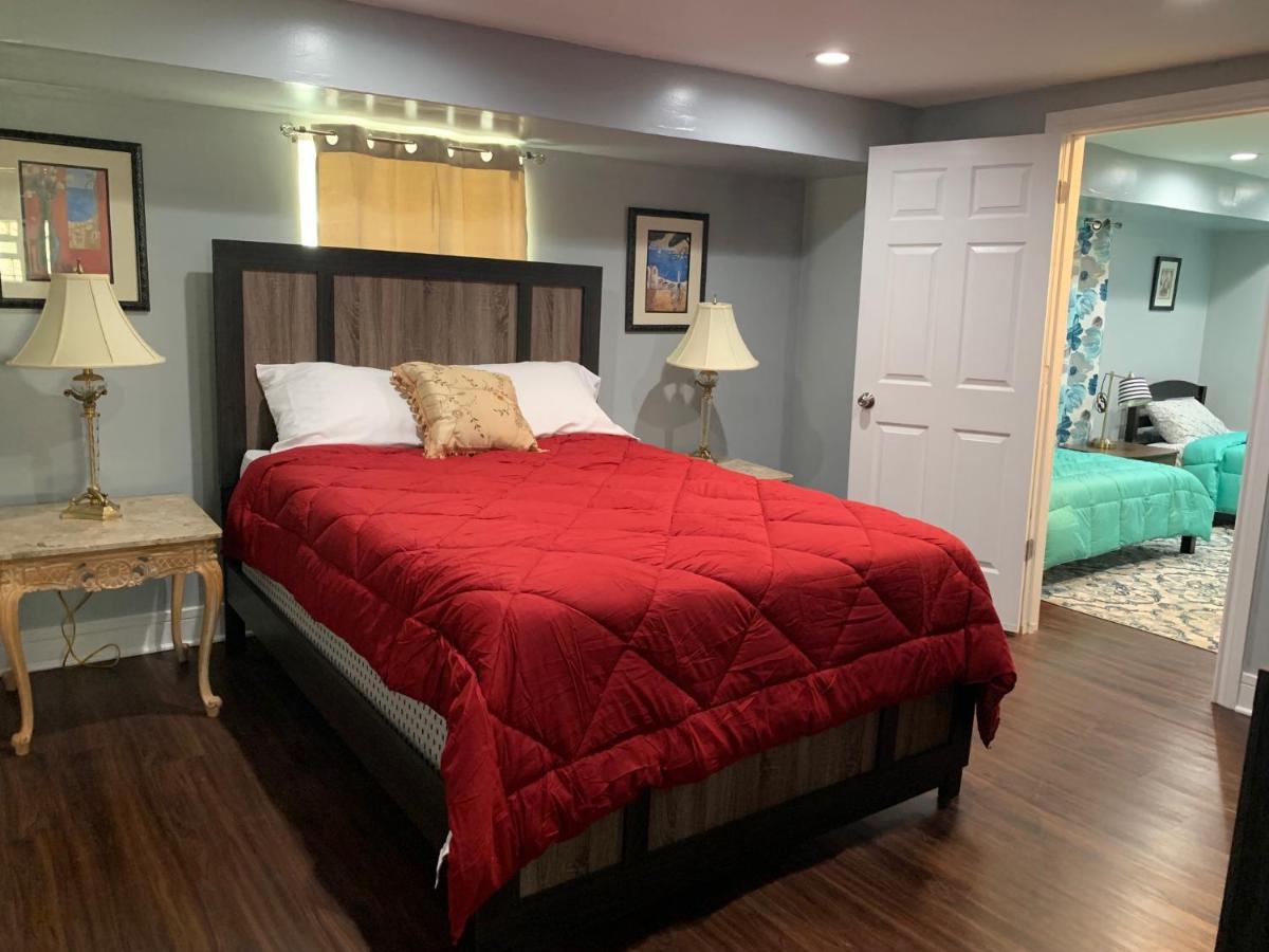 Spacious 5-Br House Near Transit W Parking Chicago Exterior photo
