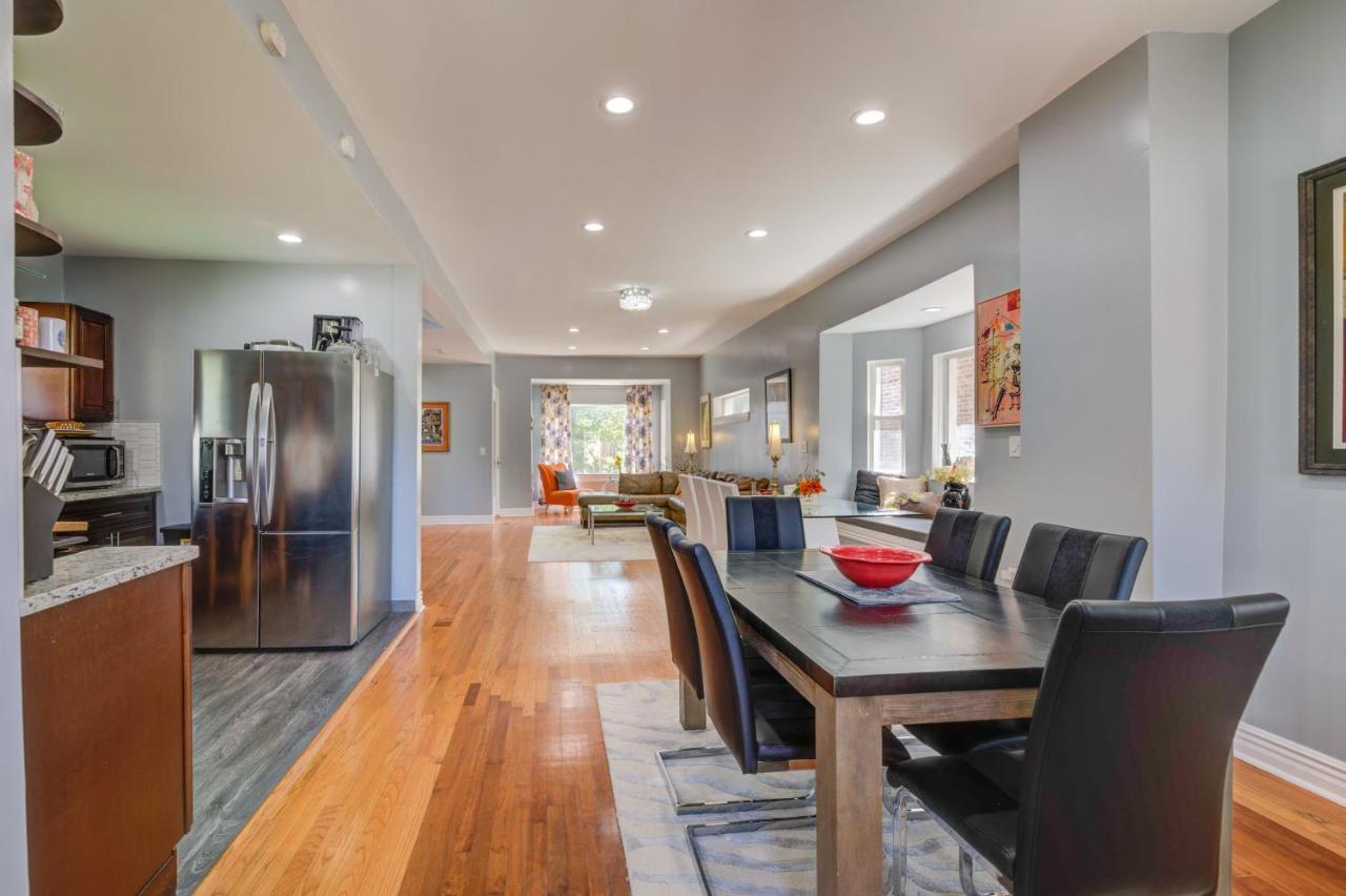 Spacious 5-Br House Near Transit W Parking Chicago Exterior photo